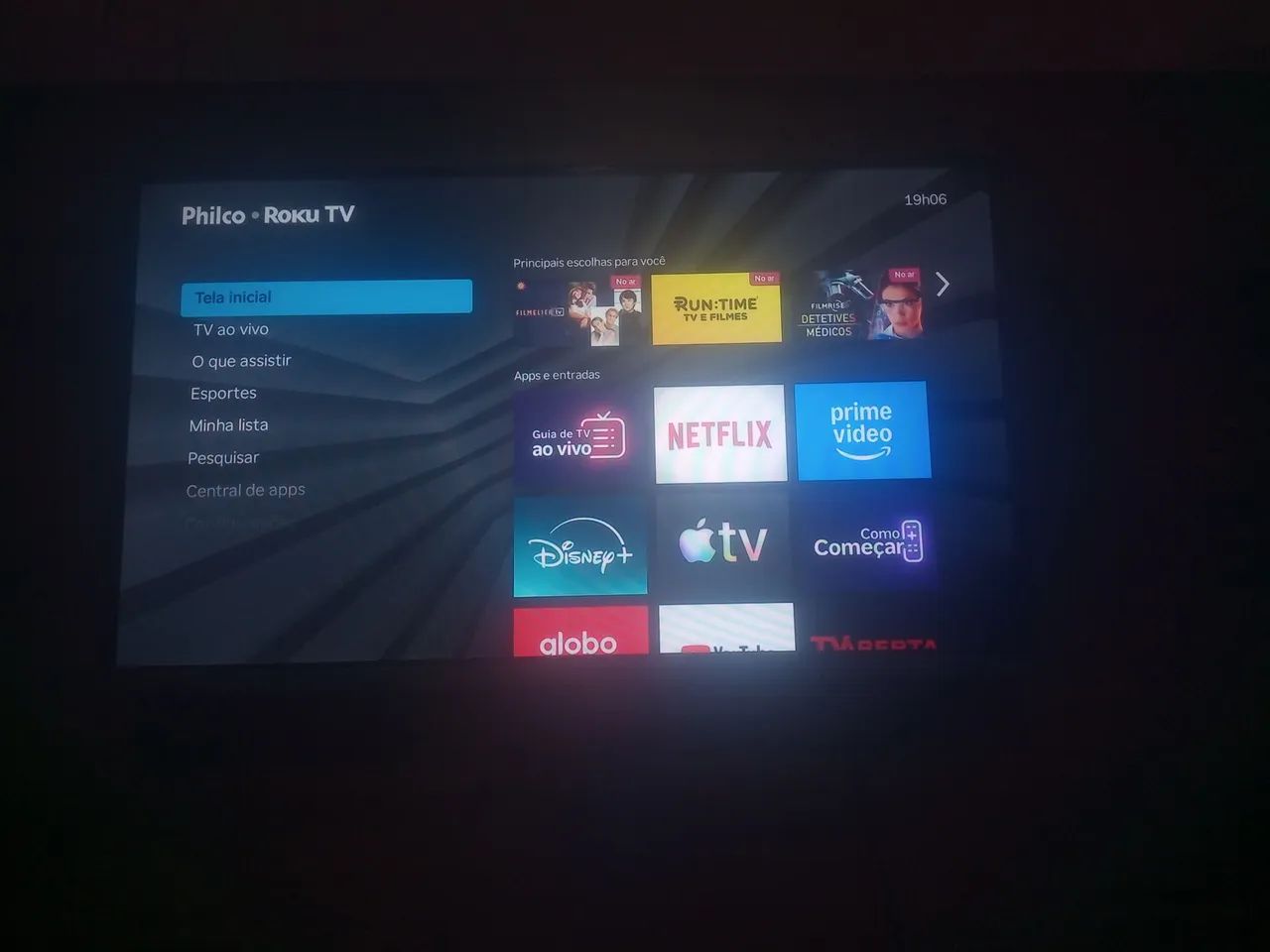 Venda se uma Tv Philco smartv 32 polegadas semi nova  - Foto 2