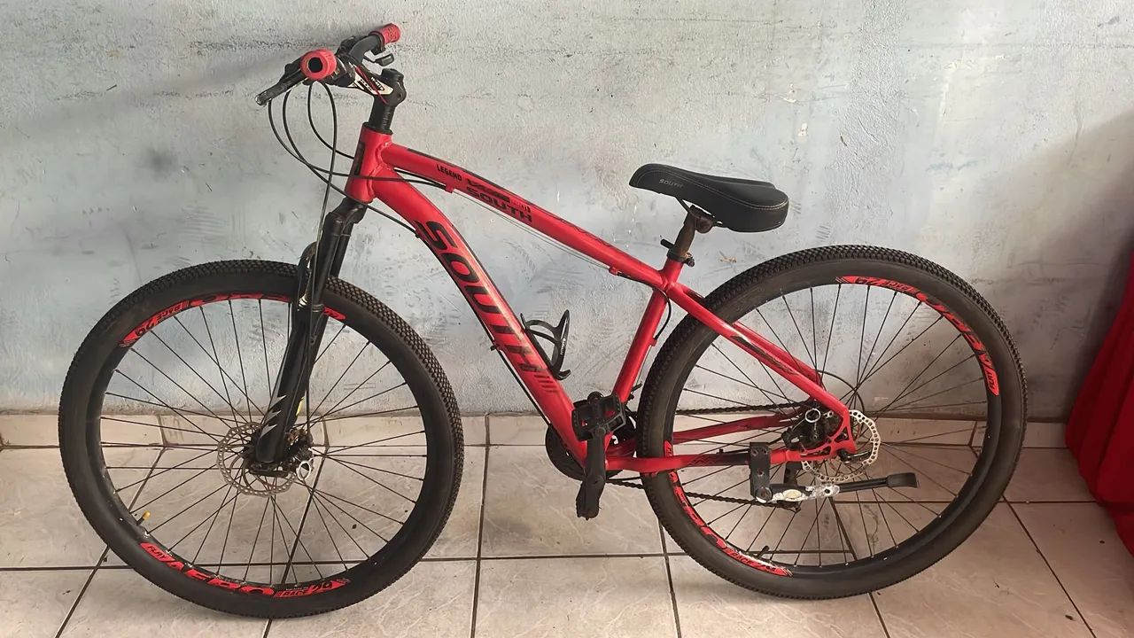 Bike conservada só pegar e pedalar 
