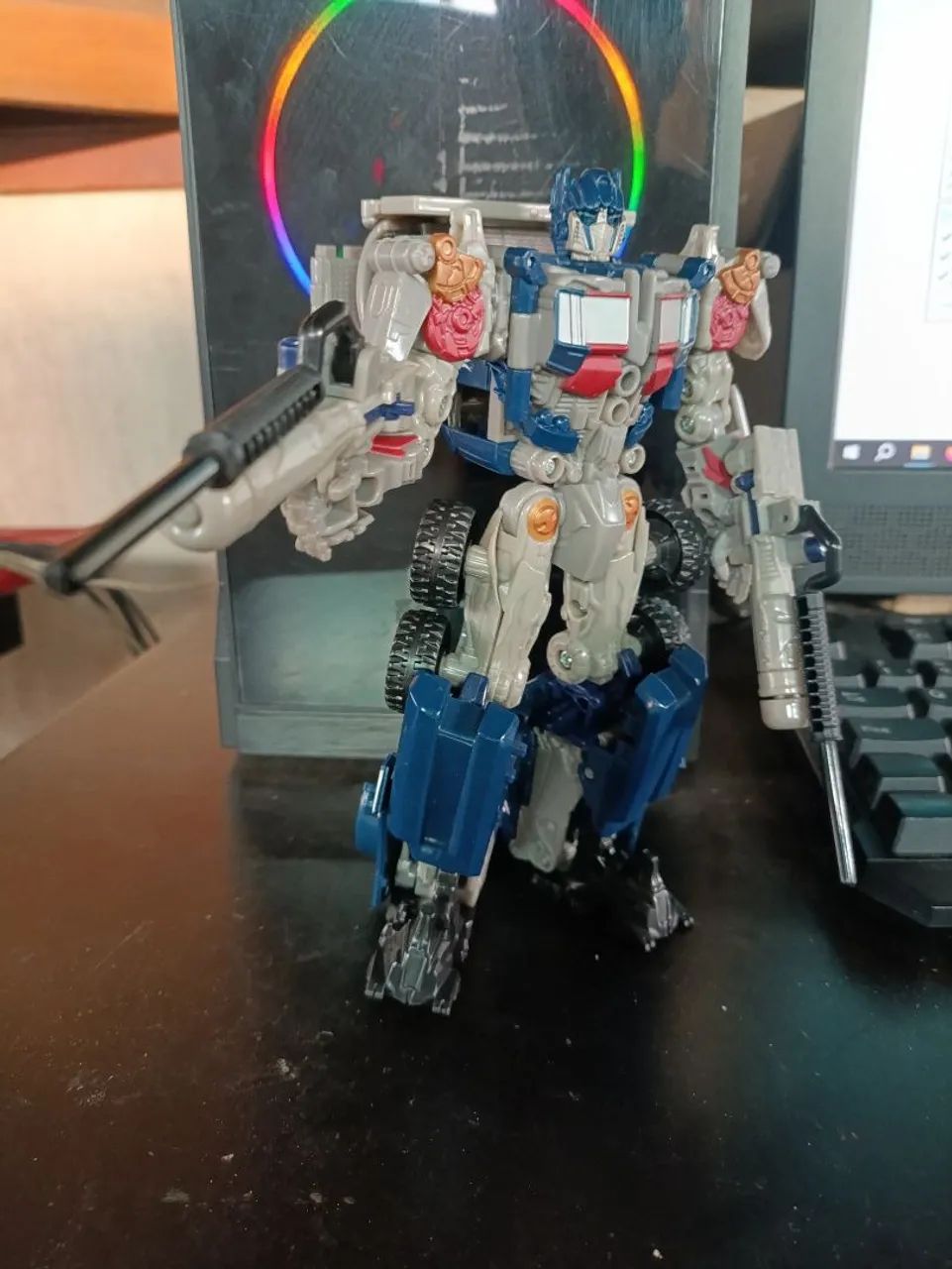 Transformers Optimus Prime ROTF Defender - Foto 2