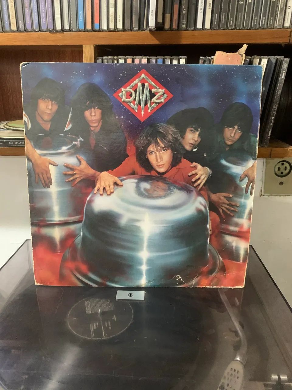 Disco de vinil DMZ (importado) - Foto 2
