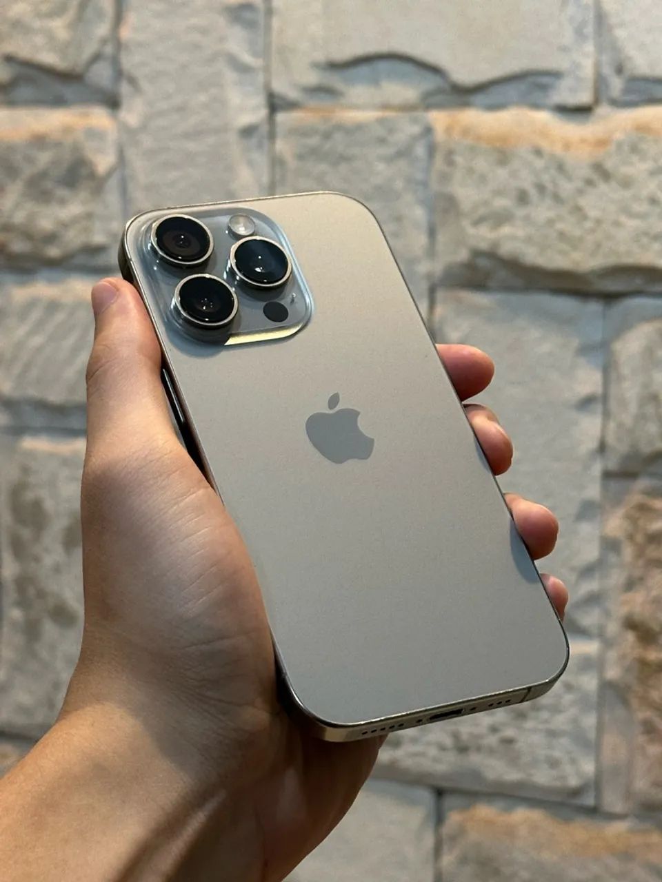 iPhone 16 pro 256gb