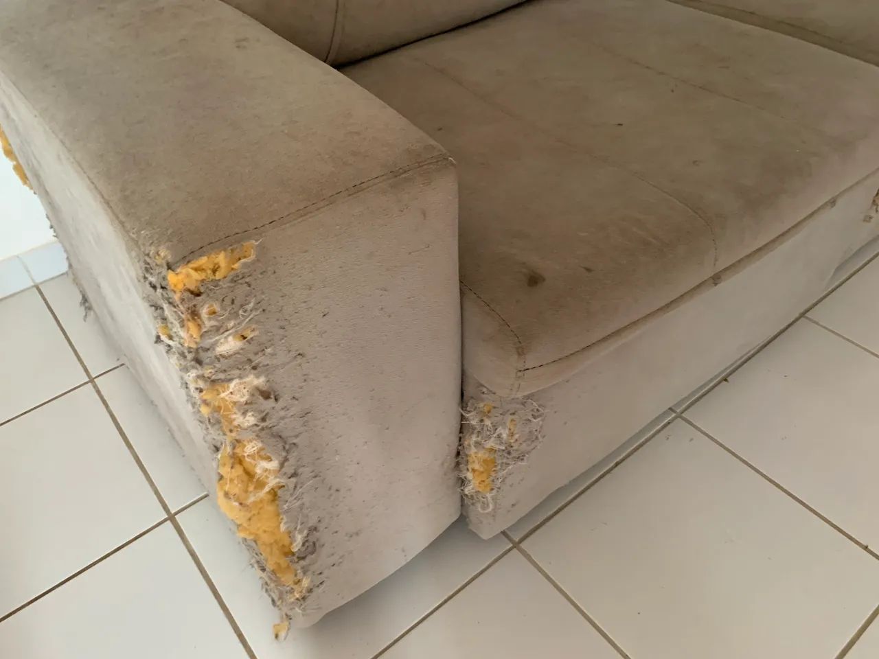 Sofá para reforma/reaproveitar - Foto 5