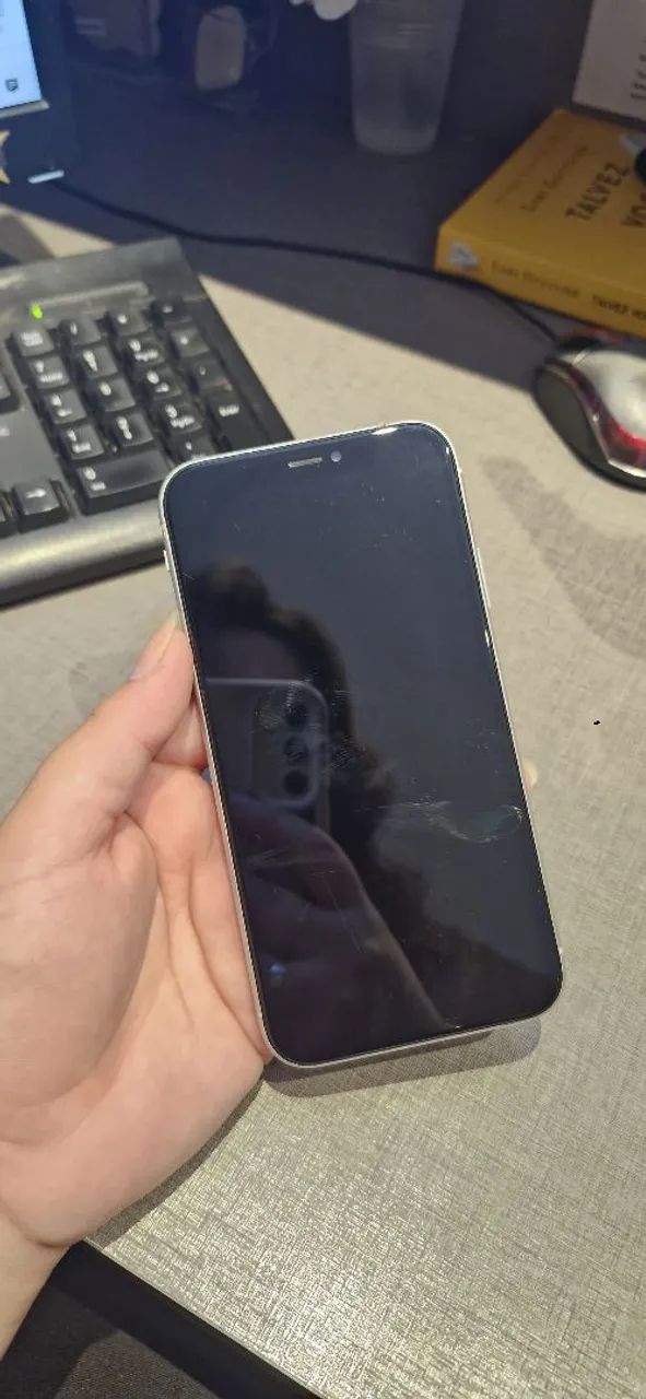 Vende-se iPhone Xr - Foto 3