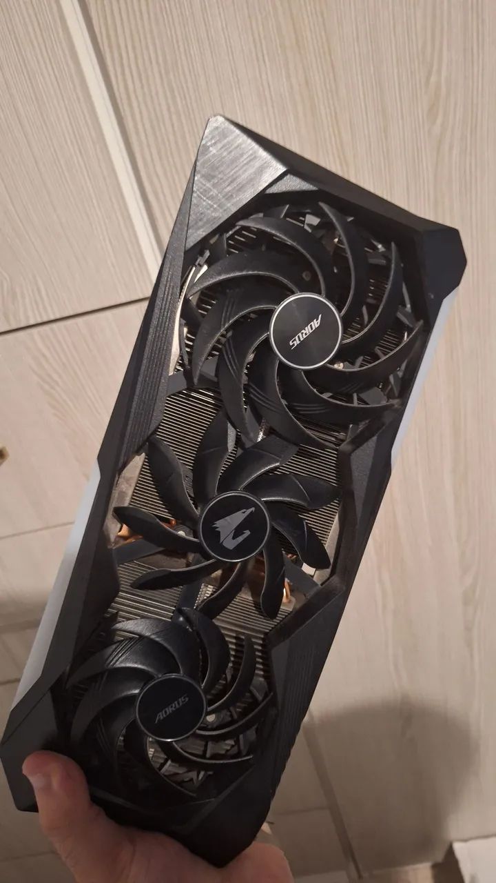 RTX 3070TI AORUS MASTER 8GB - Foto 2