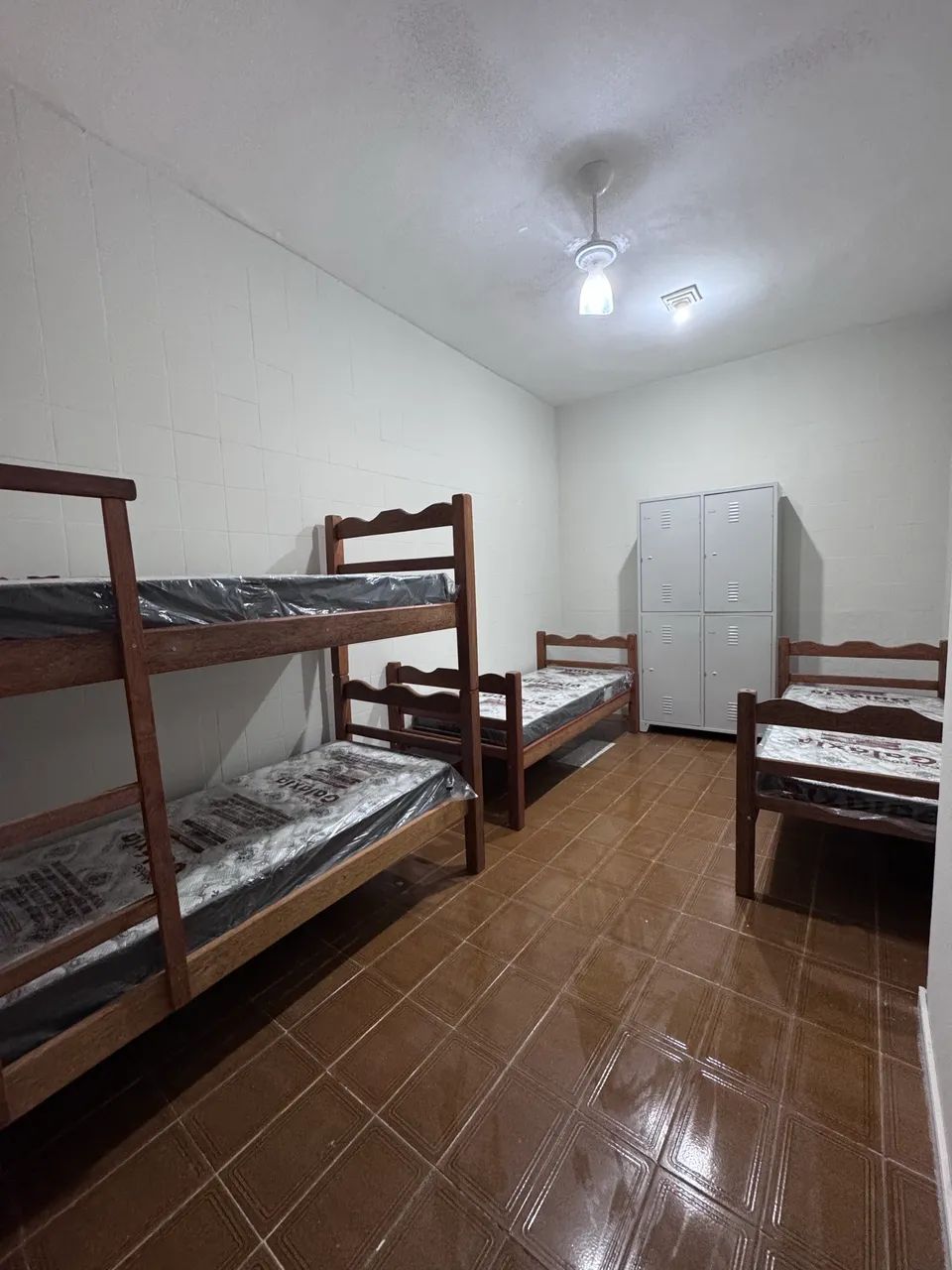 Alugo apartamento mobiliado com 4 quartos - Foto 4