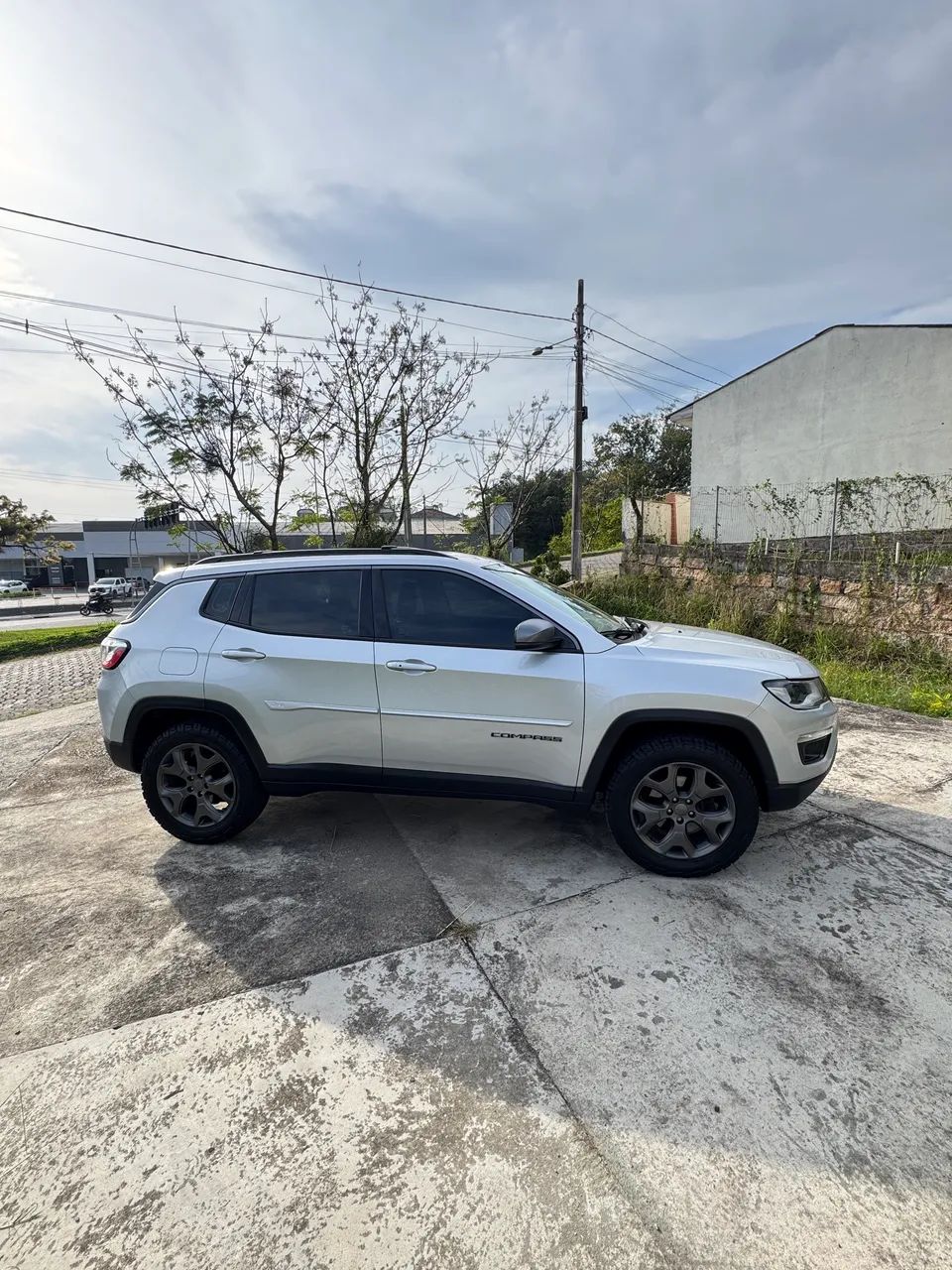 Jeep Compass Longitude 2.0 4X4 Dies. 16V Aut. 2017 - Foto 3