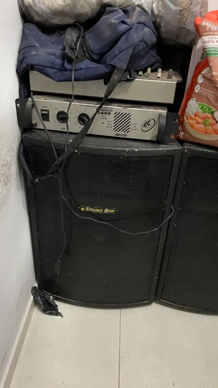 CONJUNTO DE EQUIPAMENTOS DE SOM - MESA + POTÊNCIA + CAIXAS + CABOS - Foto 3