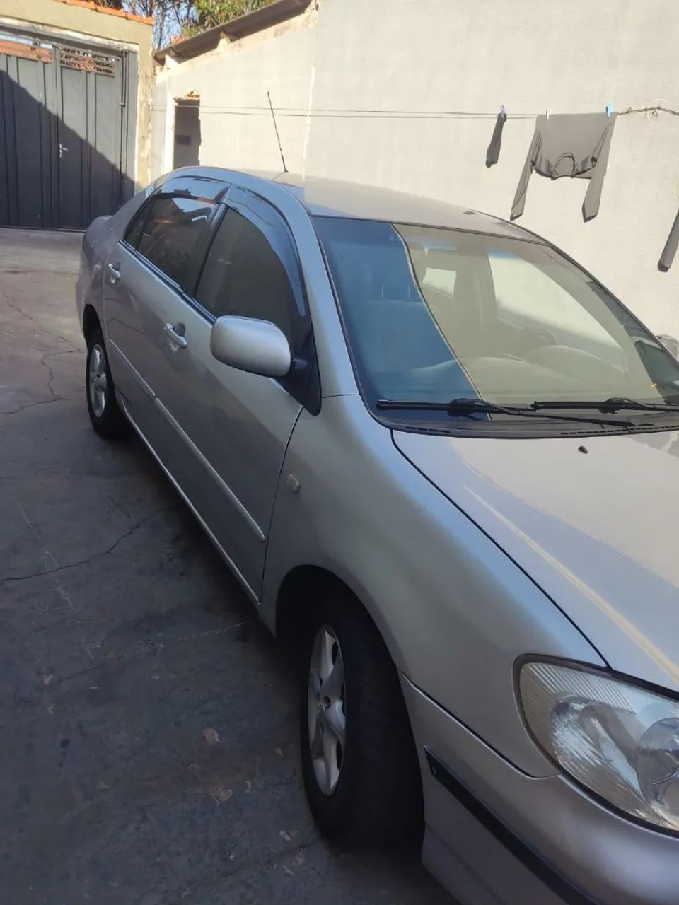 Toyota Corolla XLI 1.6 16V 110cv Aut. 2004