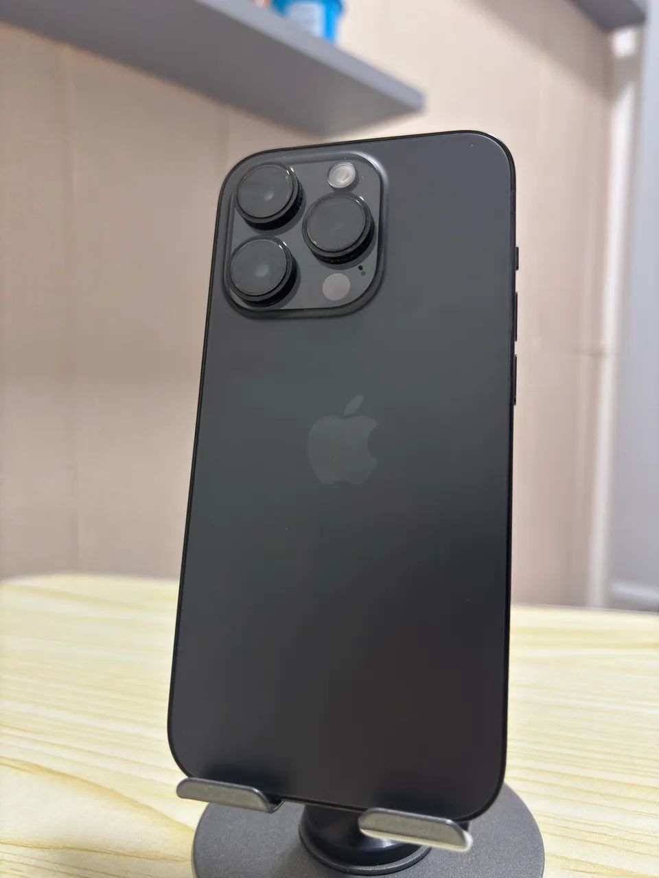 iphone 14 pro 128gb- 2.600