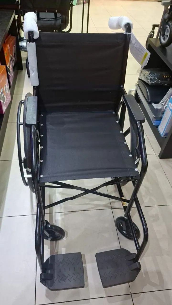 CADEIRA DE RODAS SIMPLES