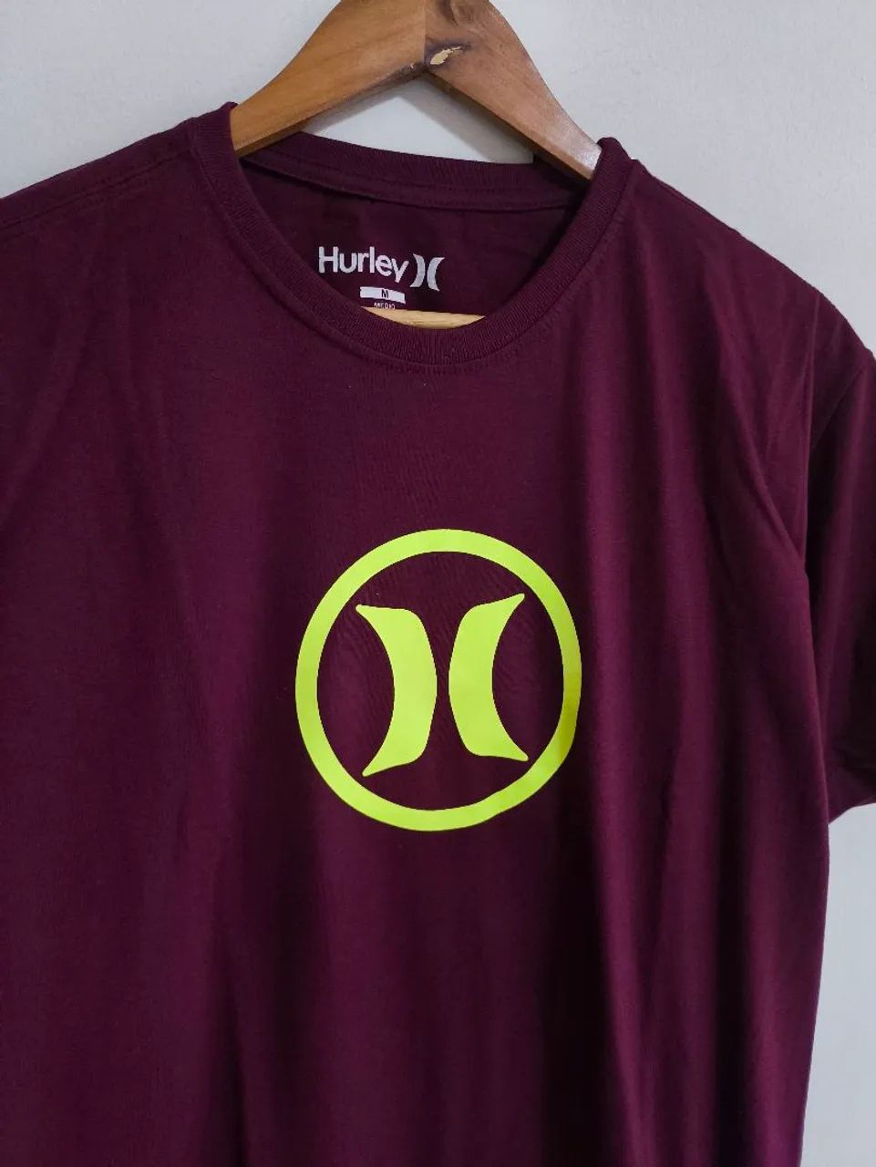 Hurley Bordô Tam M ( Nova Algodão Premium) - Foto 2