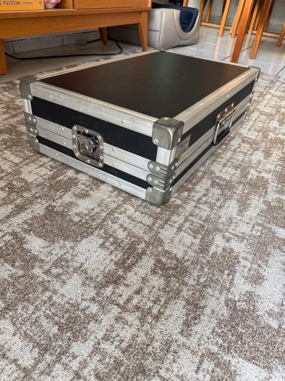 Vendo Case Rígido 58 X 36 e 15 profundidade.  - Foto 2