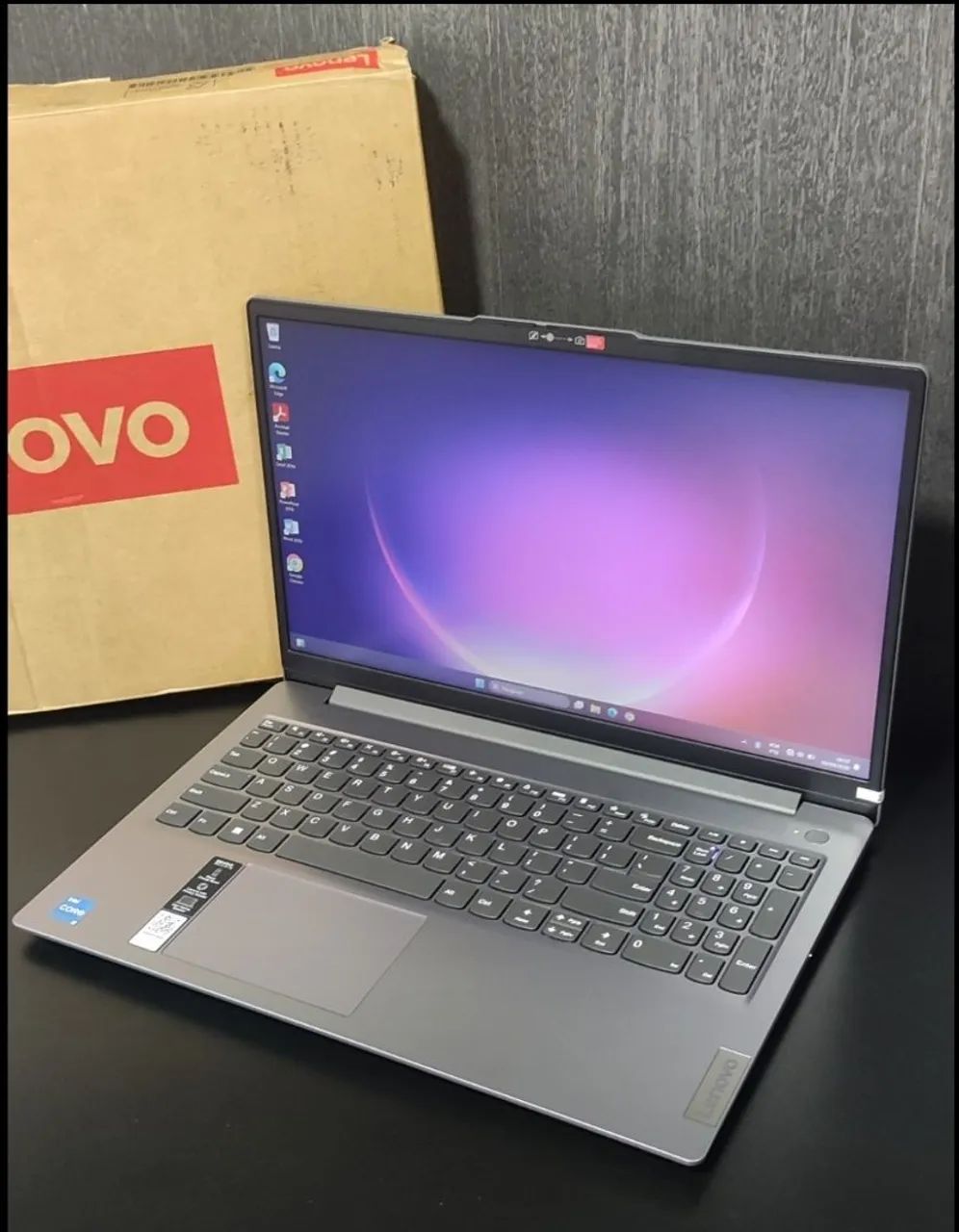 Notebook Lenovo Core i3 12ª Geração com caixa e acessório - Foto 3