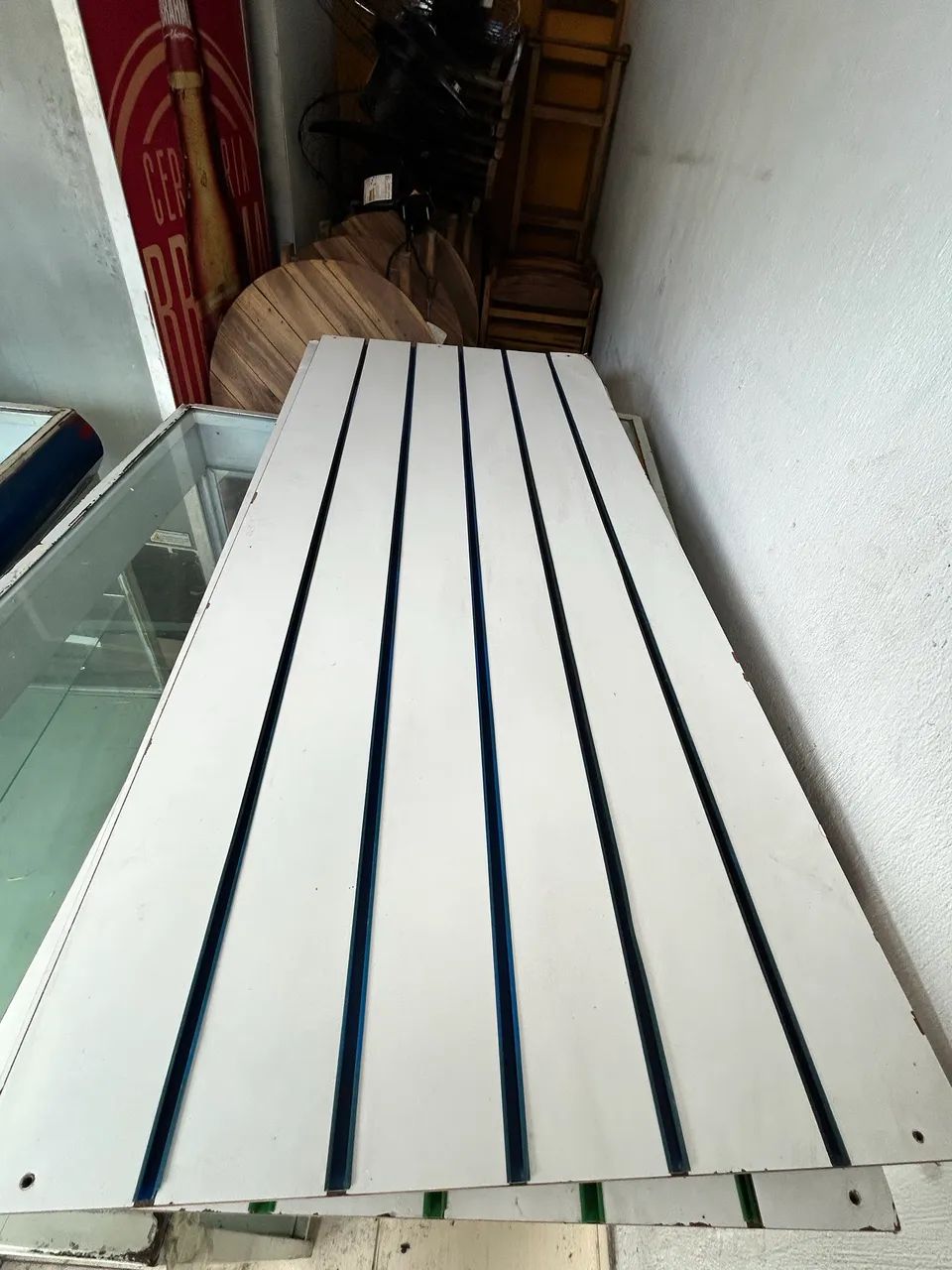 Painel canaletado