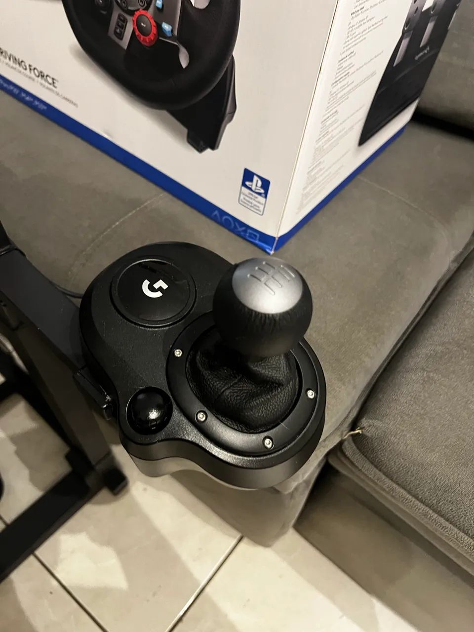 Volante G29 completo com cambio e suporte. - Foto 4