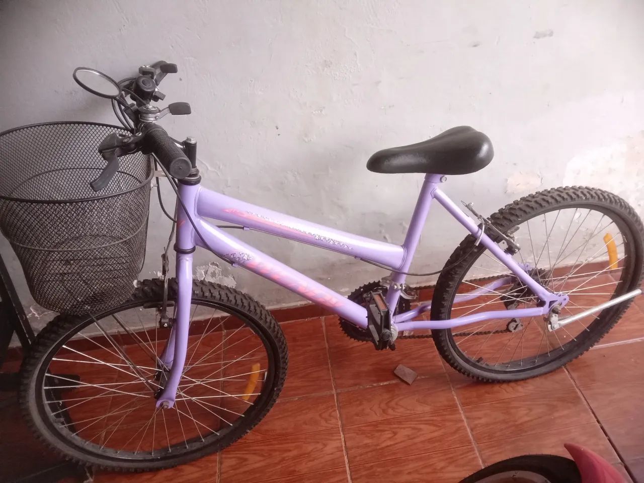 Bicicleta lilás aro 24 - Foto 2