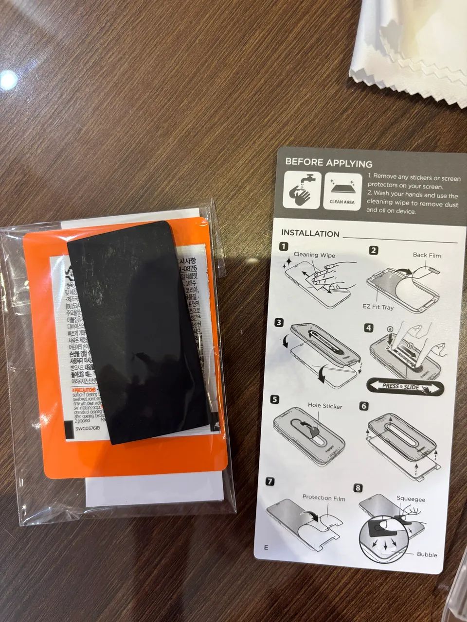 Spigen película protetora de vidro temperado iphone 11 / iPhone XR - Foto 5