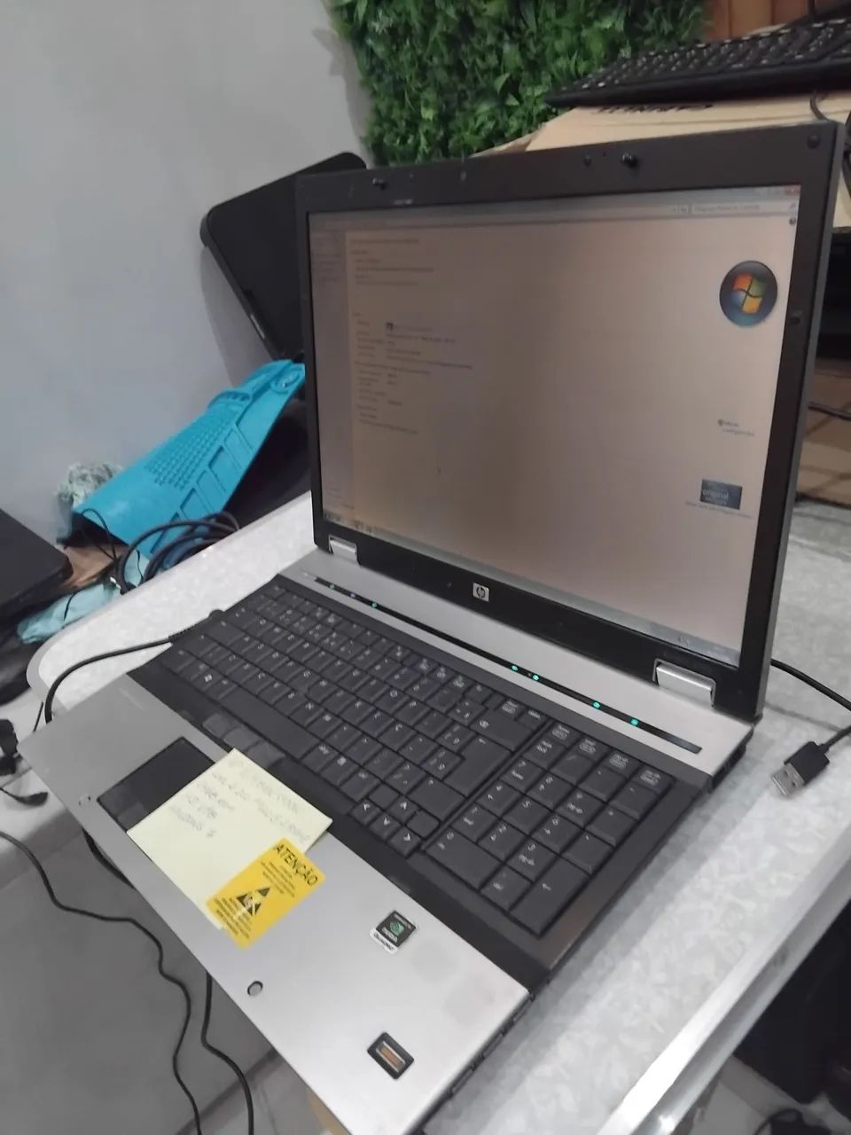 Notebook HP Elitebook Workstation Core 2 duo t9600 2,80 GHz 4gb HD Notebook HP Elitebook Workstation Core 2 duo t9600 2,80 GHz 4gb HD