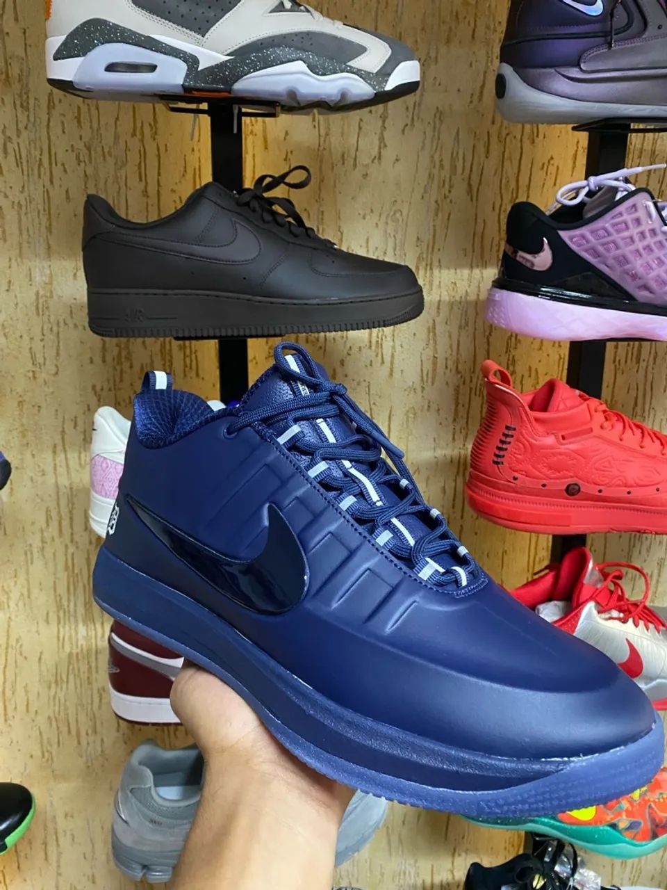 NIKE BOOK 2 - TAMANHO 46 - Foto 2