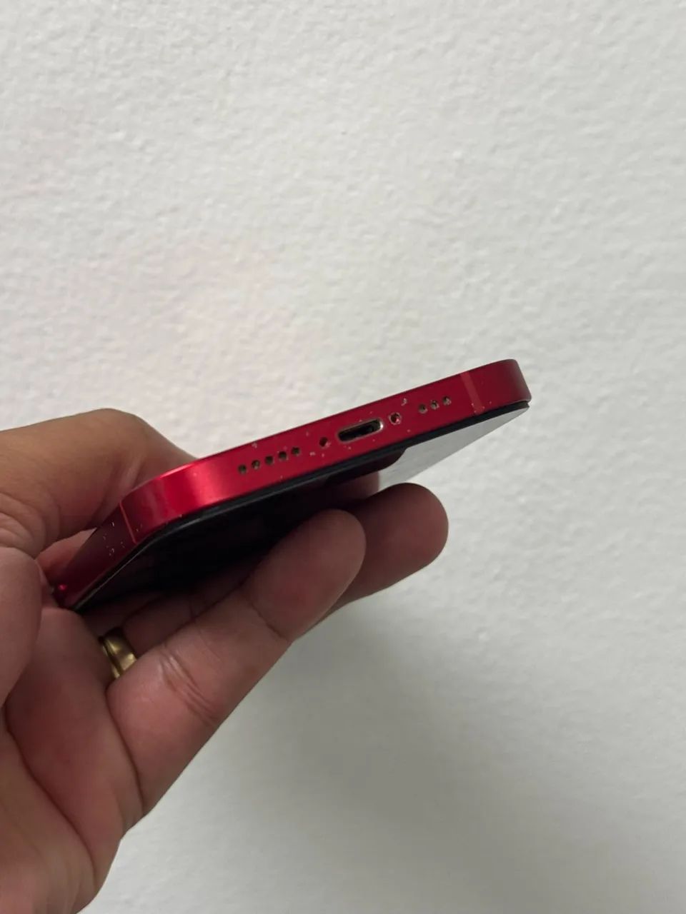 IPhone 13 128GB - RED - Foto 3