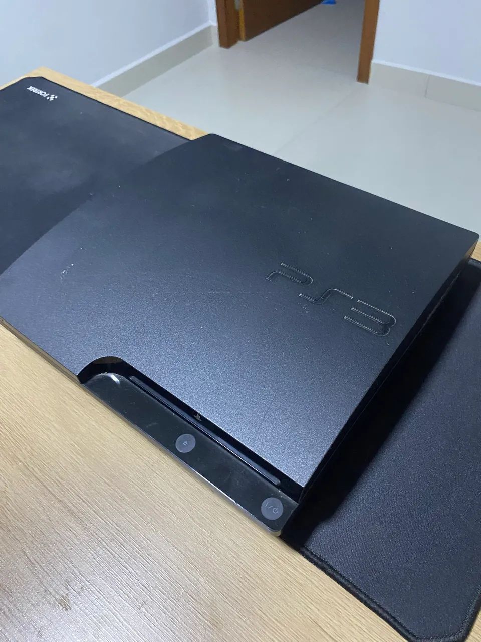 PlayStation 3 Slim desbloqueado + 2 controles - Foto 4