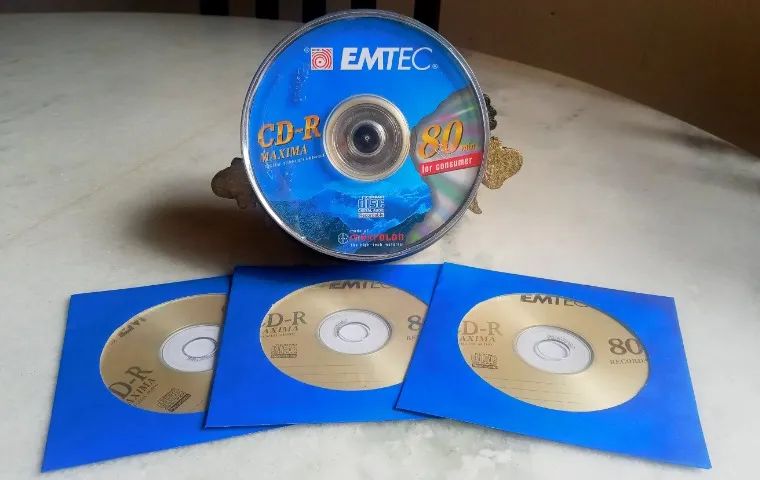 3 cd-r máxima digital áudio emtec-80 min p/ gravadores de mesa
