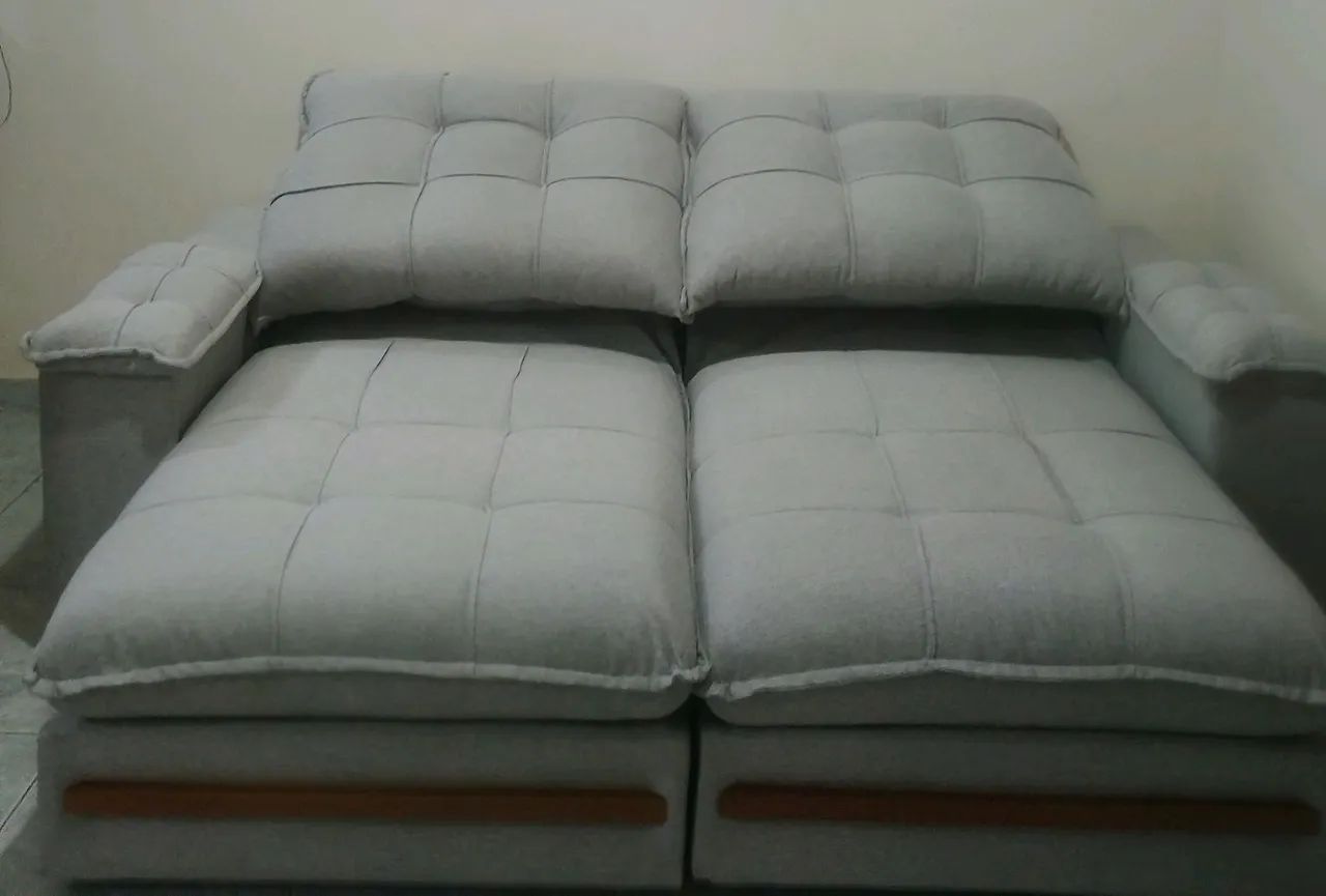 Lindo sofá em linho cinza 2,30m. - Foto 4