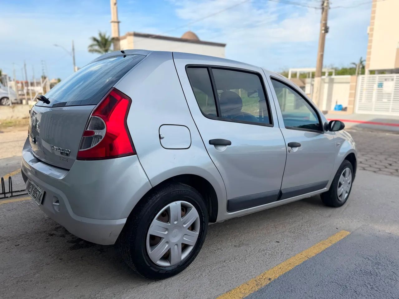 Renault Sandero Expression Hi-flex 1.6 8V 5P 2009 - Foto 4
