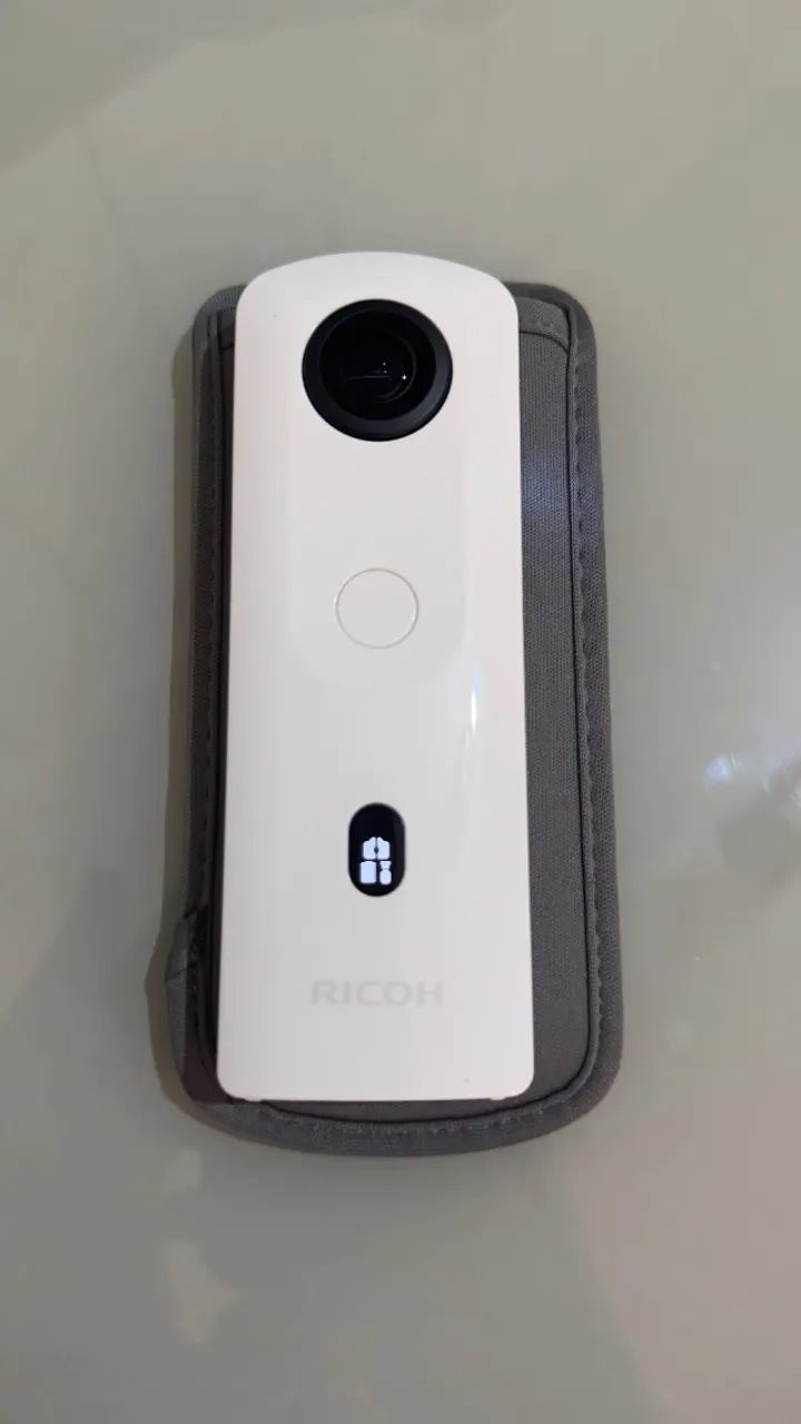 Câmera 360 Ricoh theta - Câmeras e Filmadoras - Jacarezinho