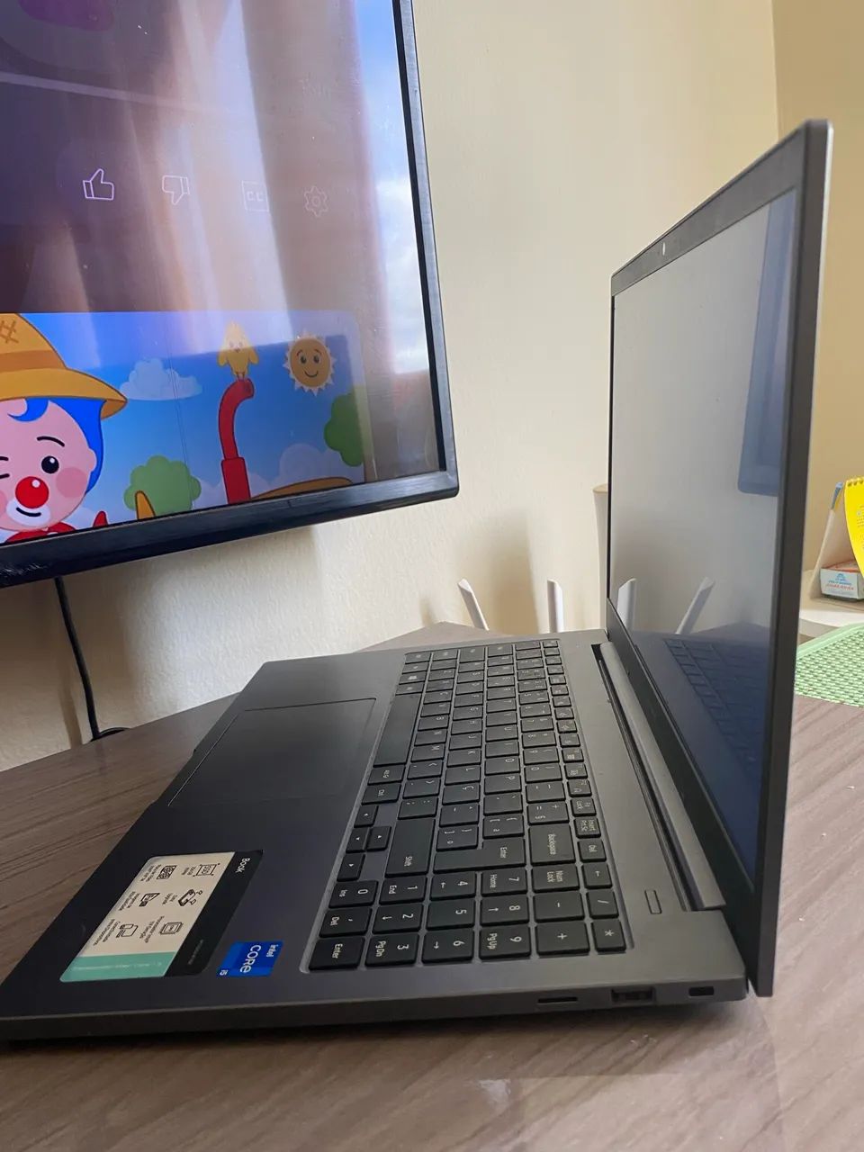 Notebook Samsung NP550XTA - Foto 2