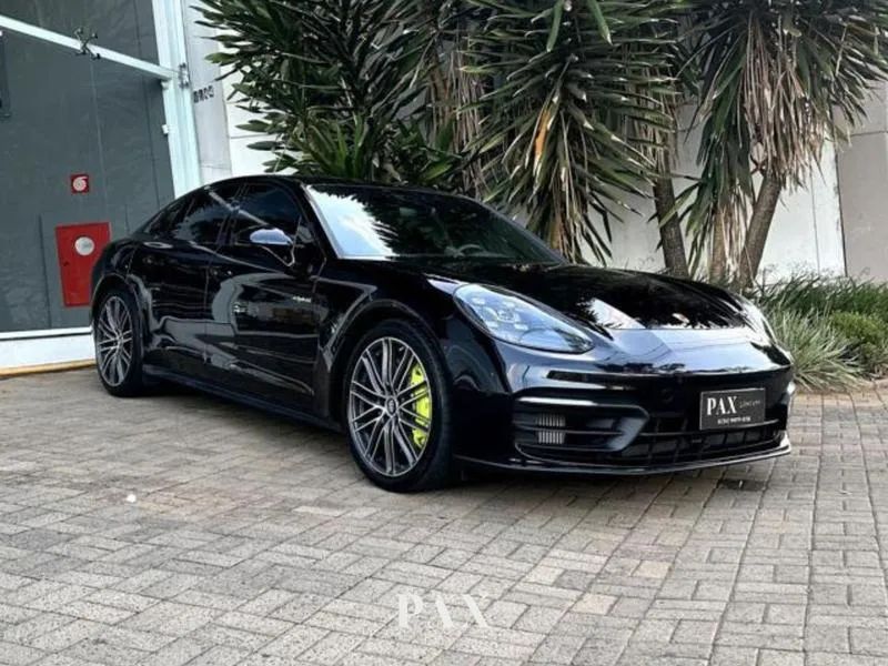 Porsche Panamera 2021