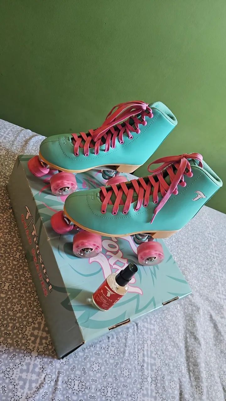 Patins com kit de proteção  - Foto 3