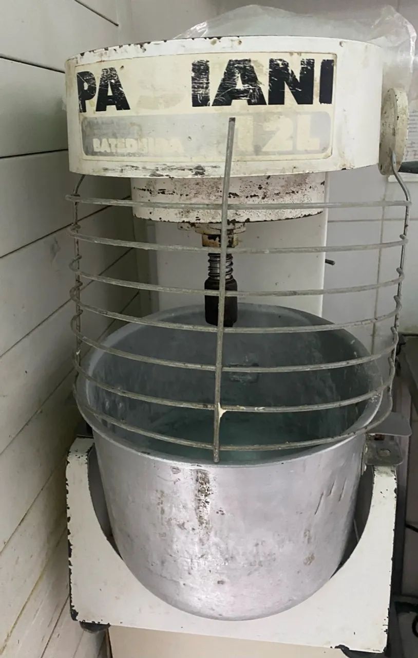 Batedeira industrial 220v