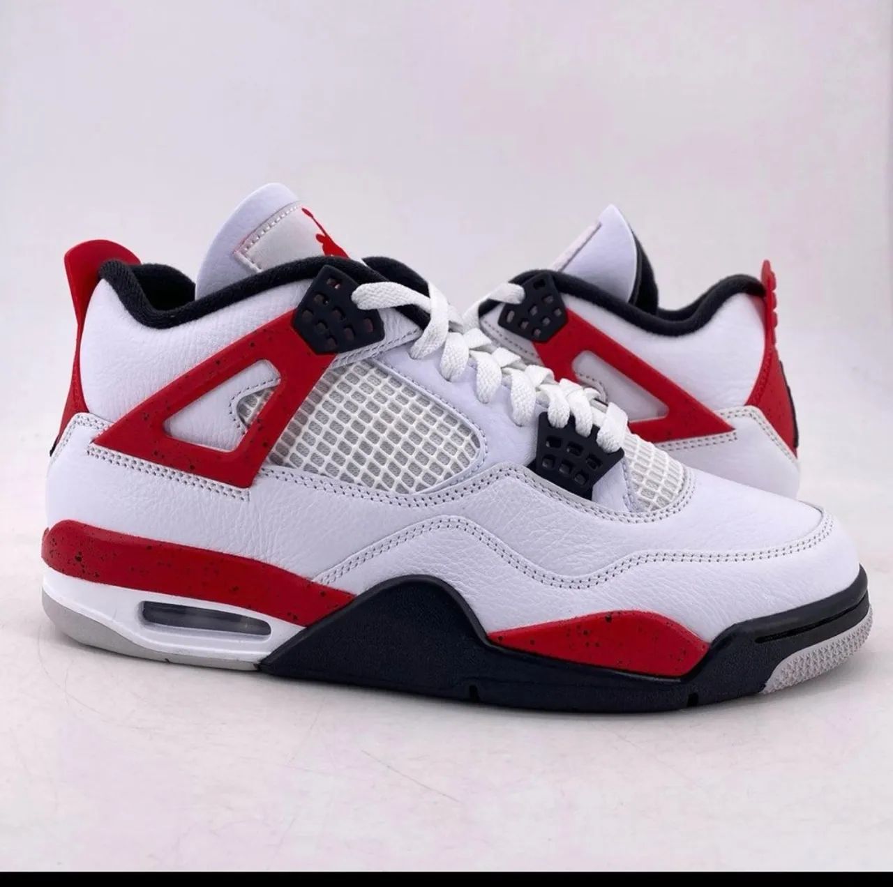 JORDAN RETRO 4