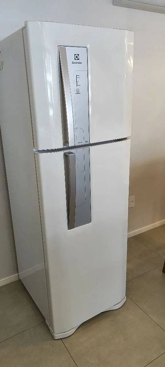 Geladeira duplex Electrolux 