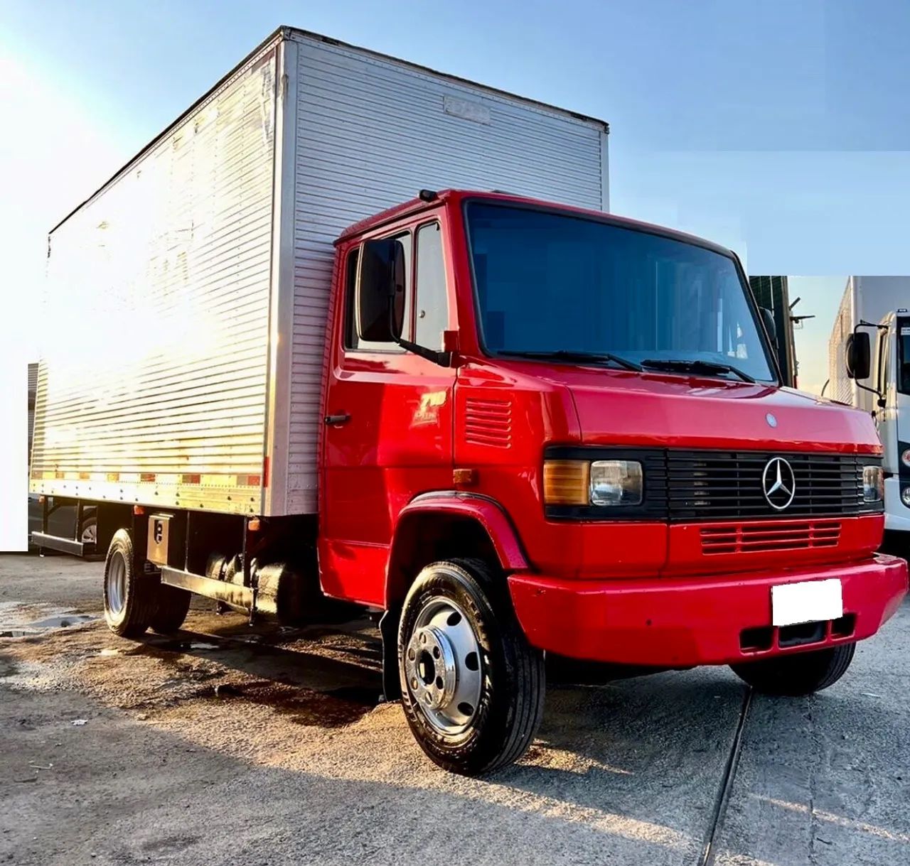 Mb 710 plus /baú/2009 - Foto 4