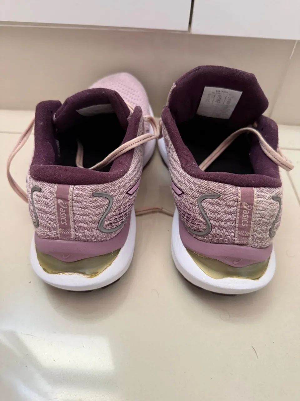 Vendo tênis Asics gel cumulus  - Foto 4