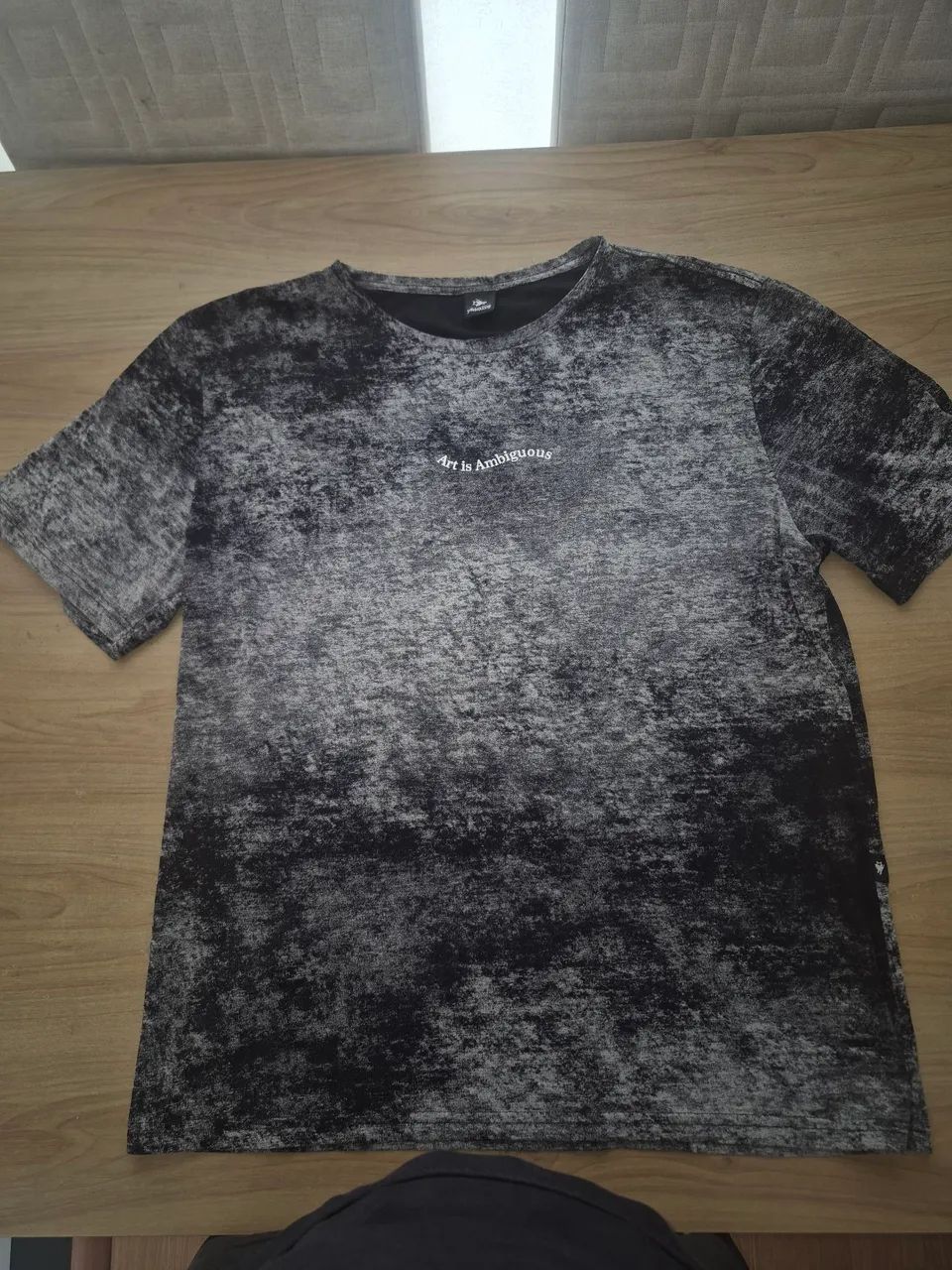 Camiseta Masculina Ambiguous