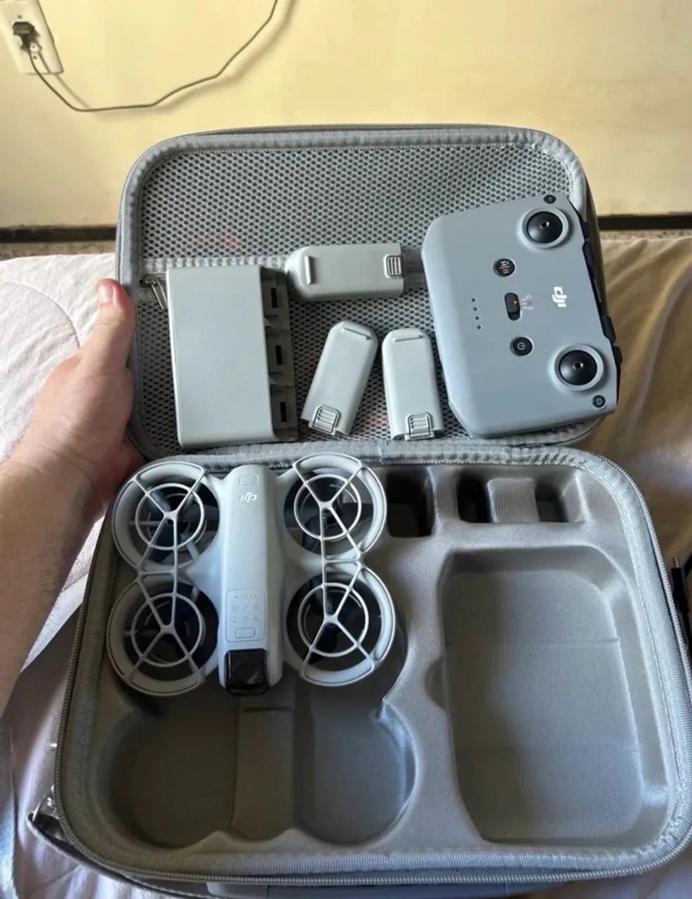 DJI NEO COMBO + CASE
