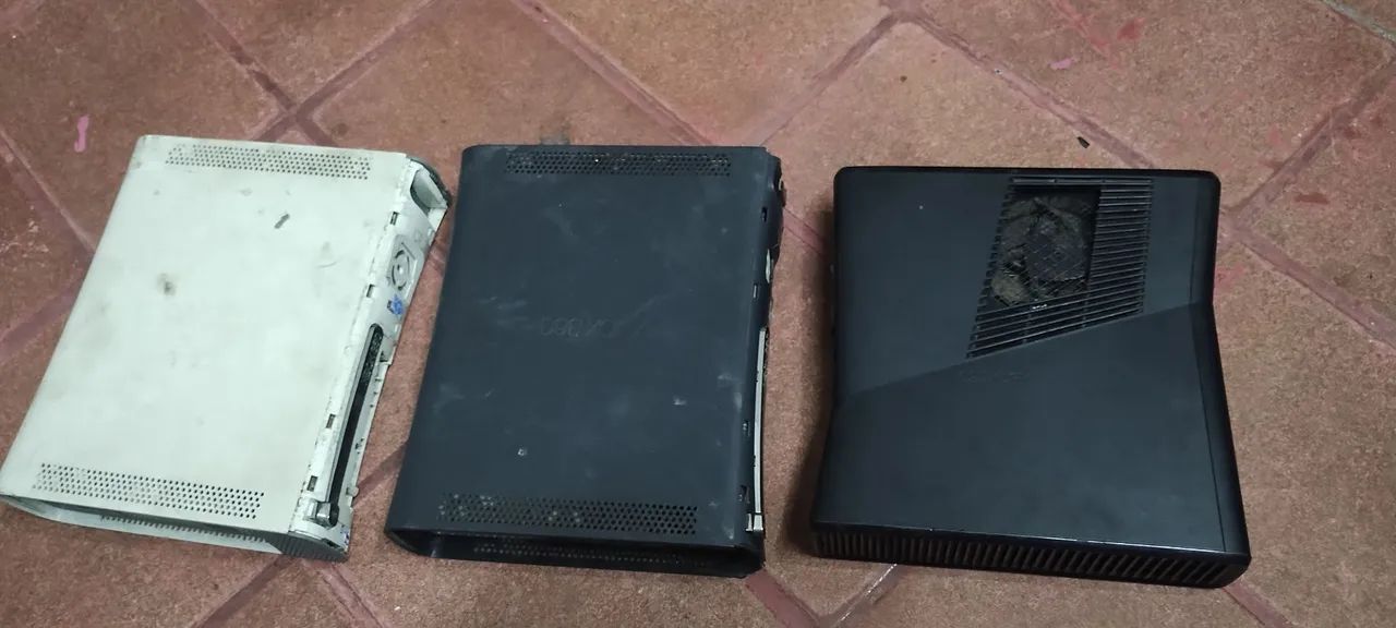 3 XBOX 360 NO ESTADO  - Foto 2