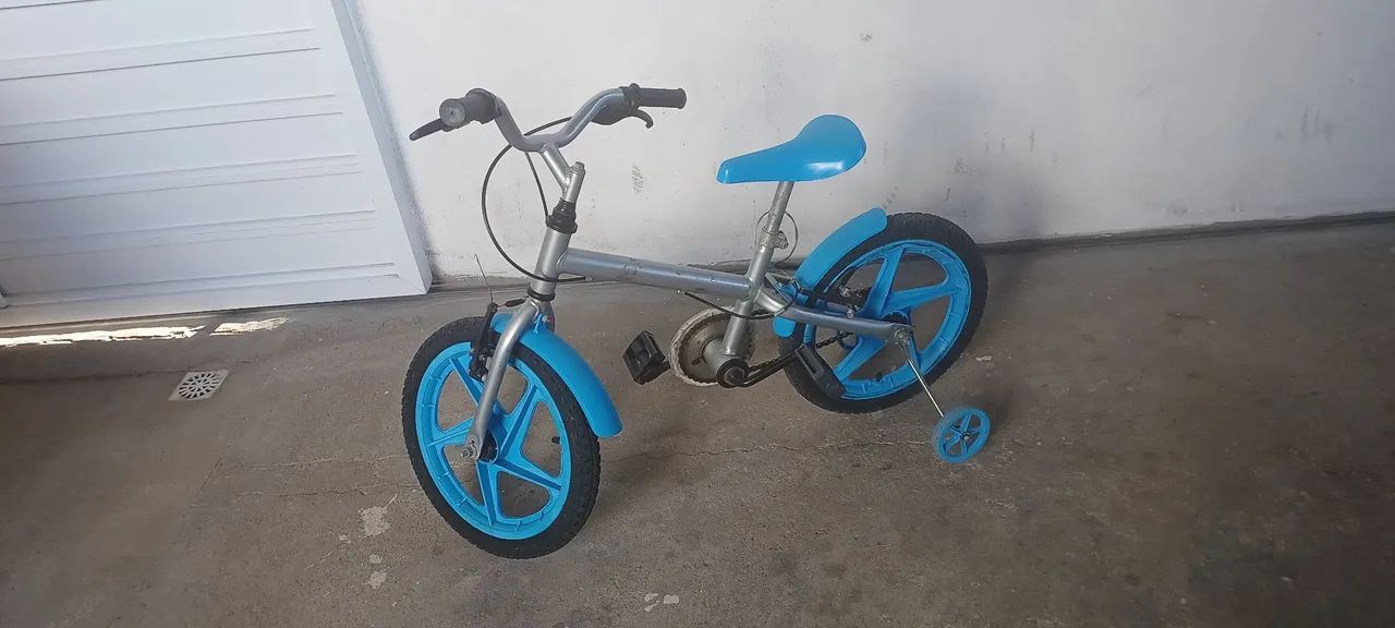 Vendo bicicleta infantil Aro 16 aceito ofertas