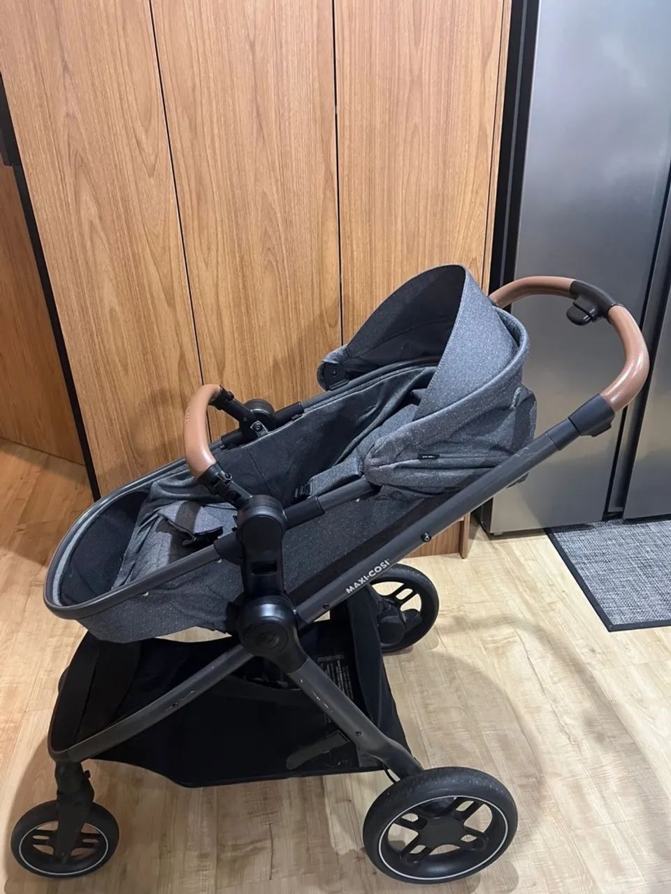 Carrinho de bebê com bebê conforto  - Foto 6