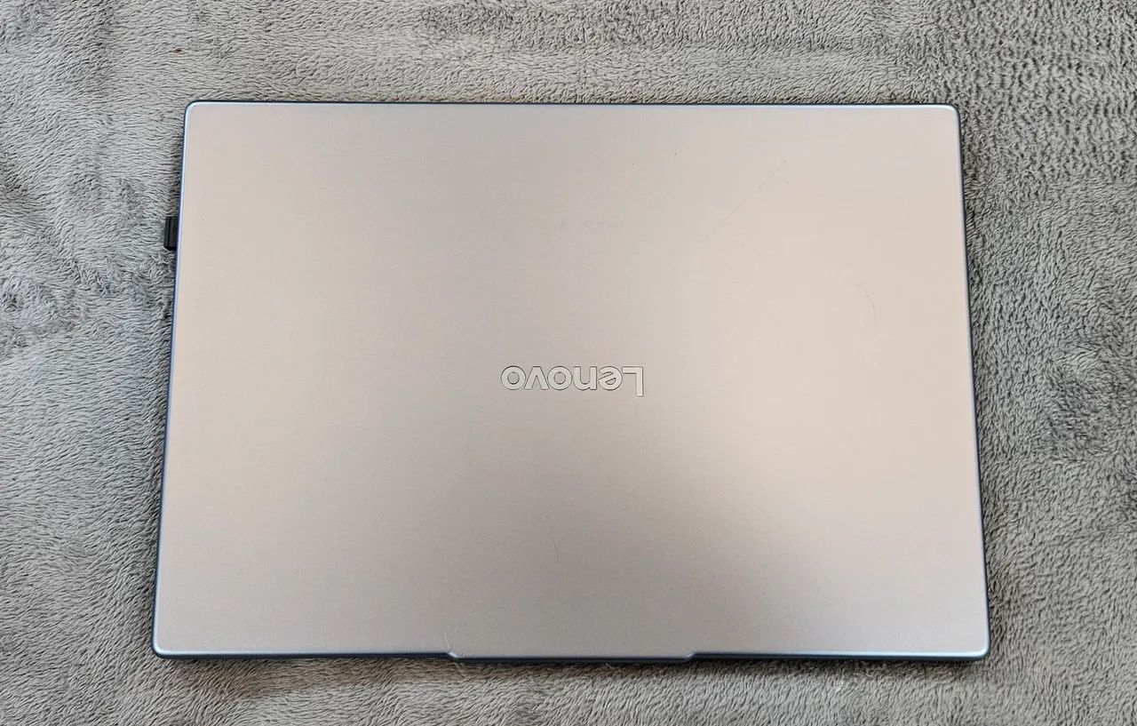 IdeaPad Slim 3 24 GB DE RAM