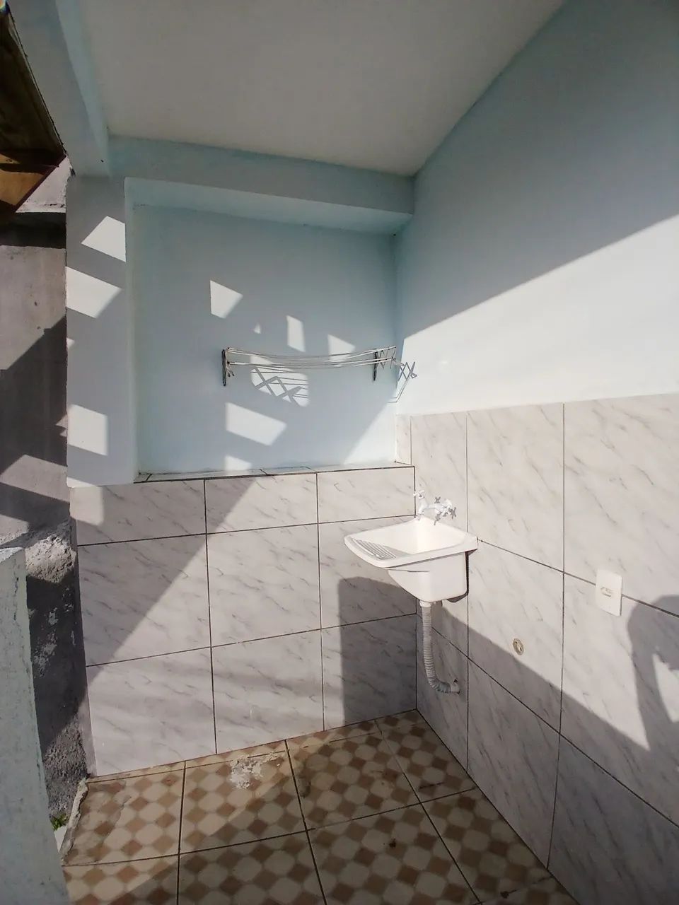 Kitinete em boa localização!  - Foto 2