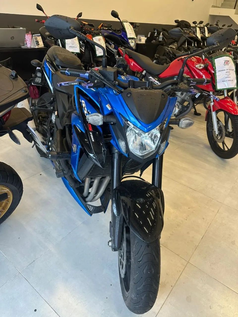 Suzuki 750 2021 - 1484927553 | OLX
