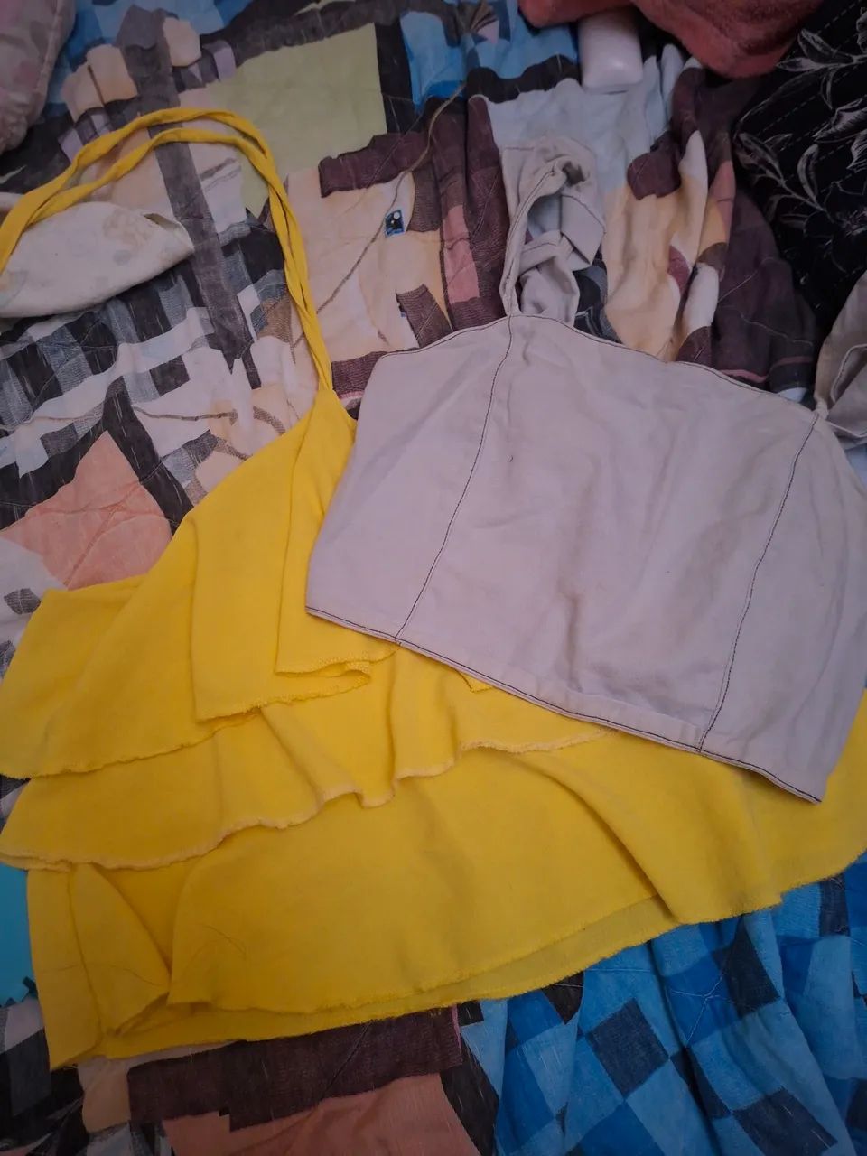 Roupas pra bazar