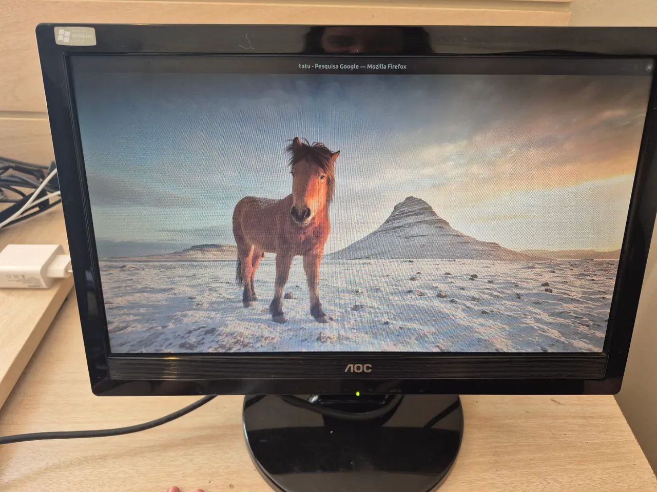 Monitor AOC 15,6 polegadas. 