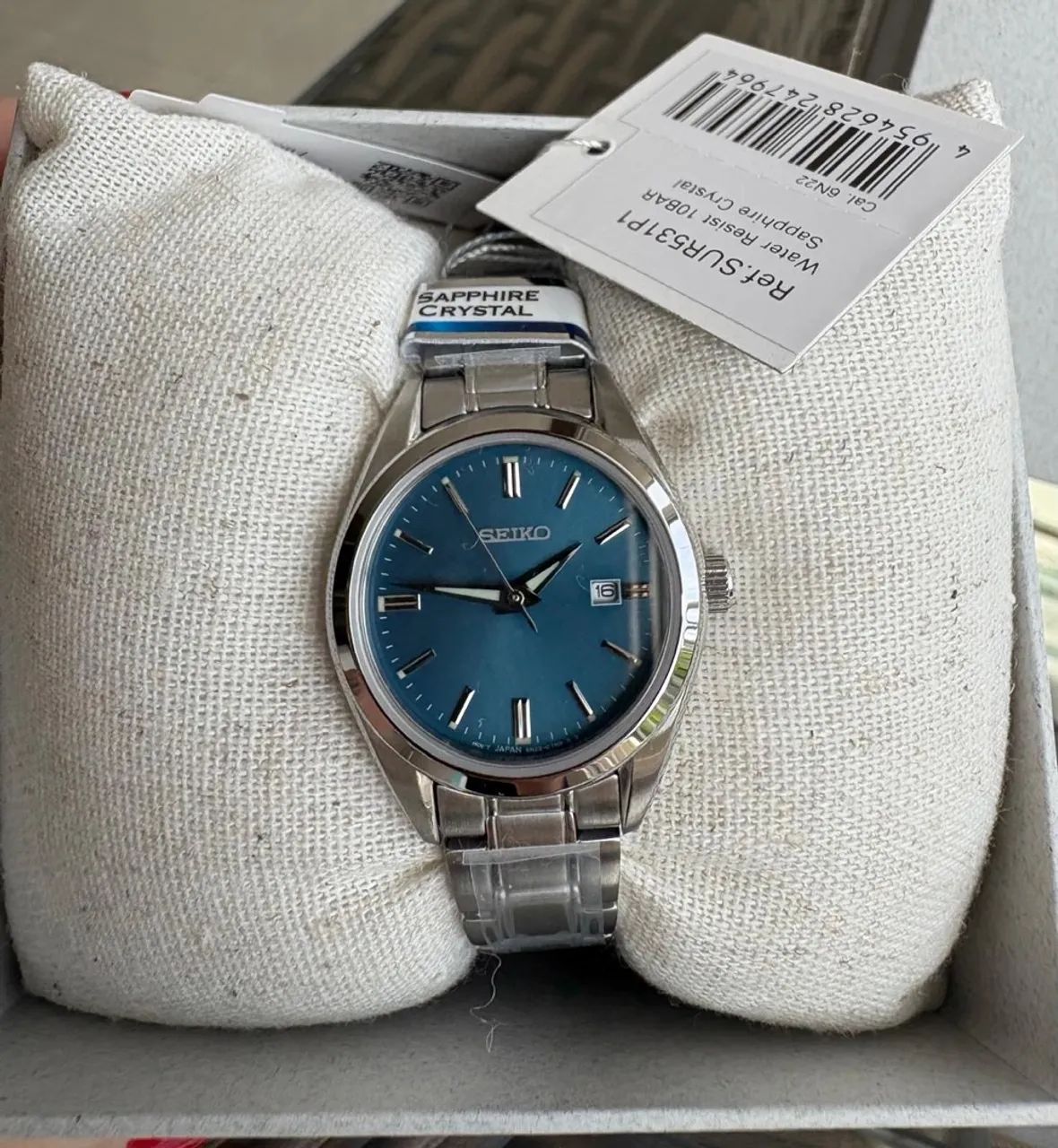 Relógio Seiko Essentials Quartz com pulseira em aço inox e caixa