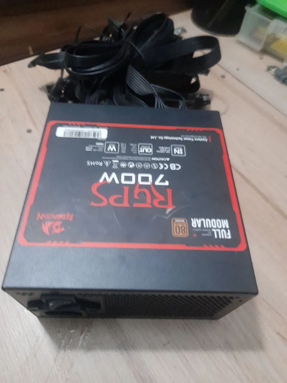 Fonte RedDragon 700w rgps 80plus bronze - Foto 3