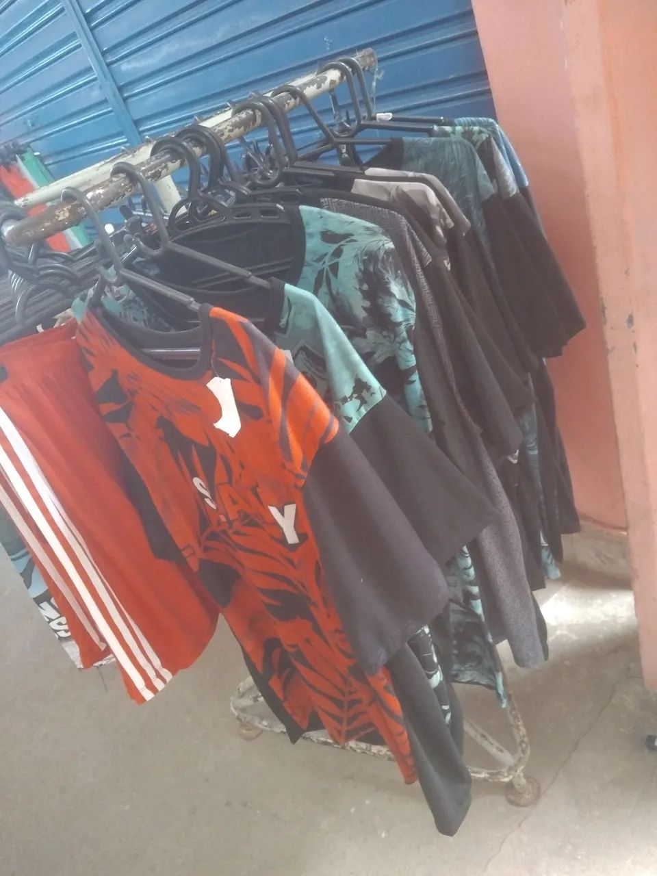 Roupas novas - Foto 3